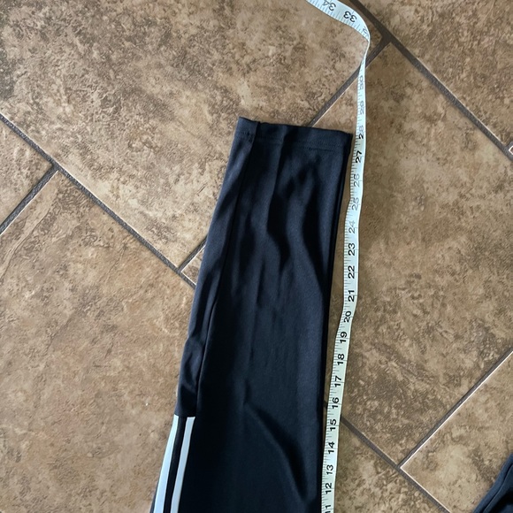 mens small Adidas joggers
new with tags - Picture 3 of 13